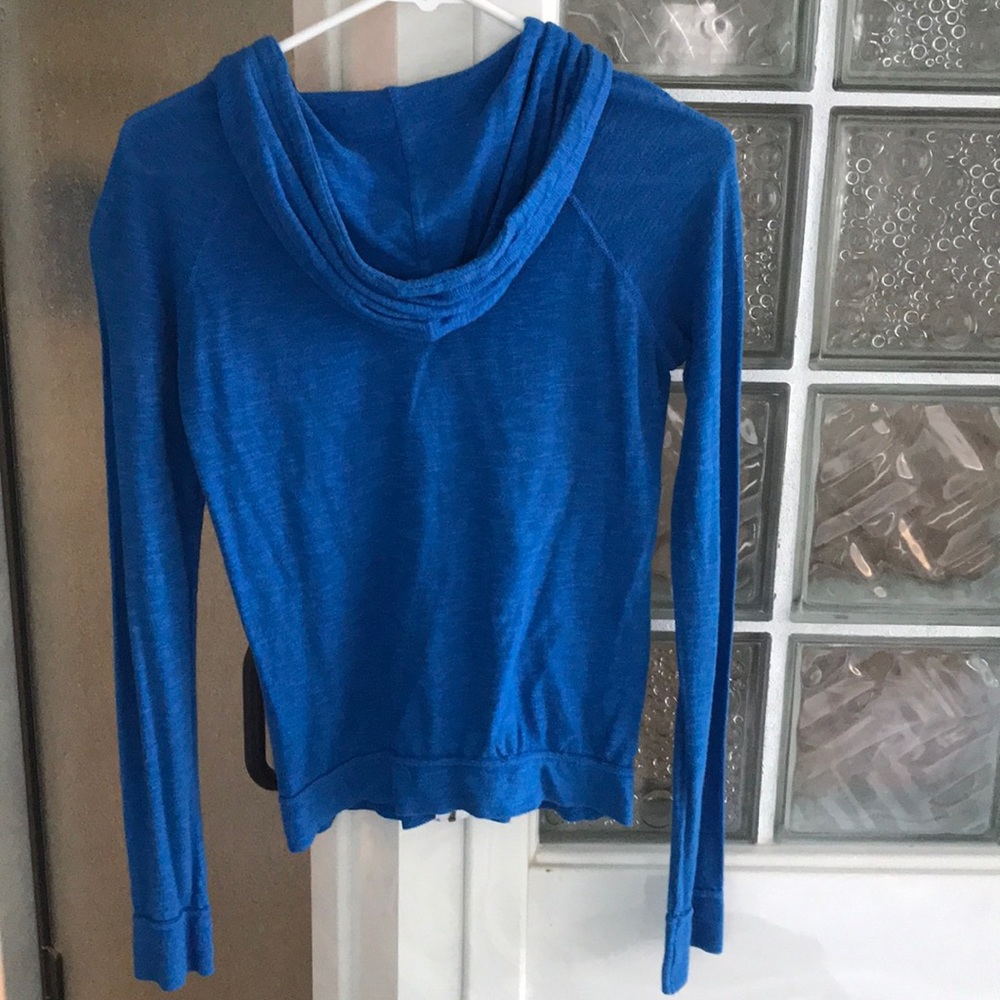 AE zip up - Picture 3 of 3